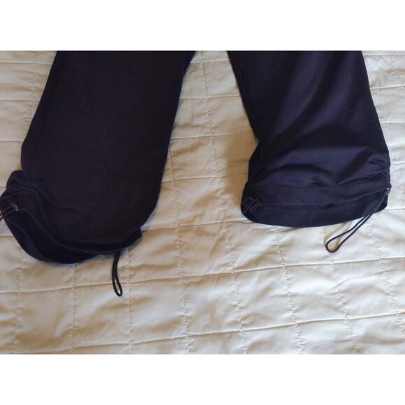 Zella Womens M Black Cinched Ankle Capri Leggings High Rise Pocket 86% Nylon - Picture 10 of 10